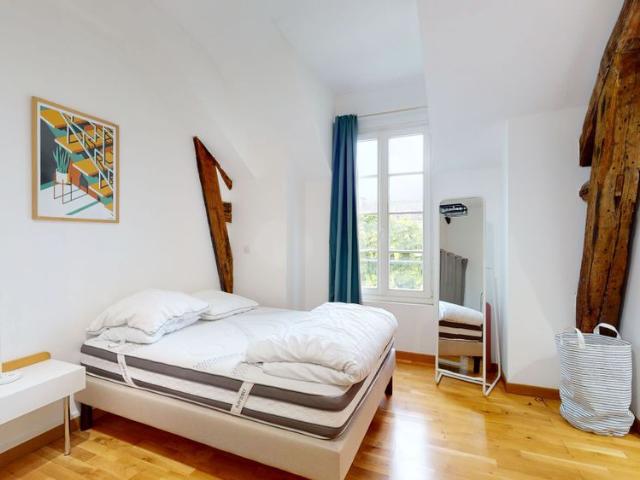 Royale — Studio Privé 6