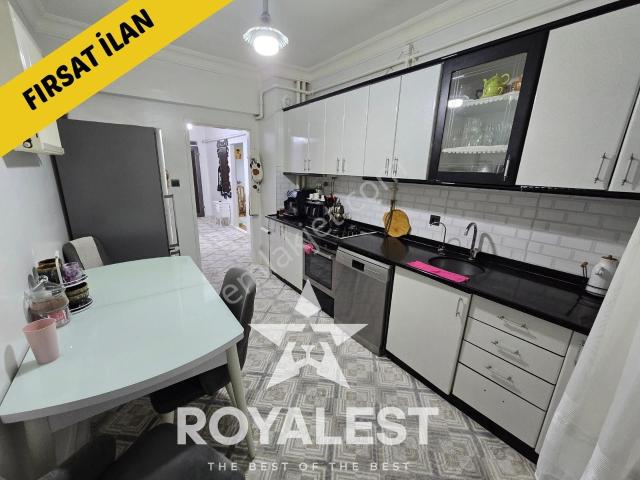Royalest'ten Cadde Üstü Ara Kat Site İçi İskanlı 3+1