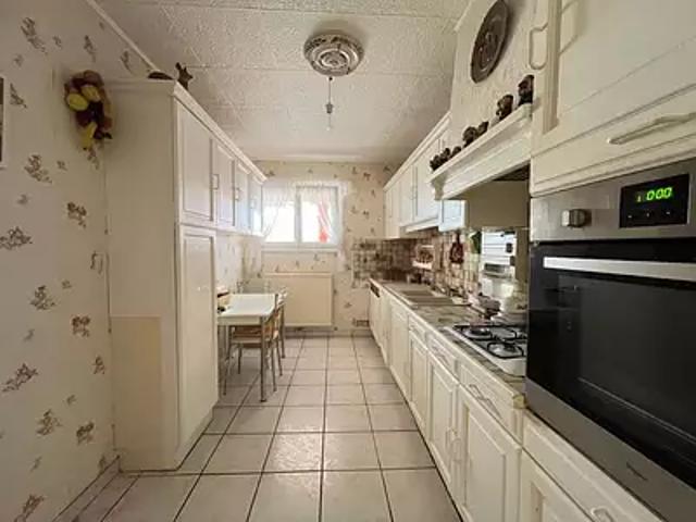 Royan 17200 Achat / Vente appartement 4 pièces t4 cave balcon