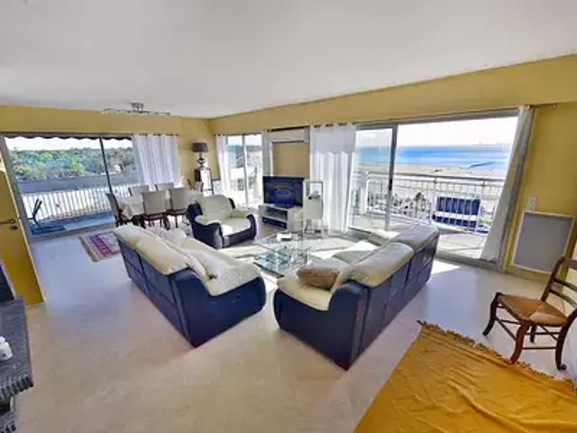 Royan 17200 Achat / Vente appartement 6 pièces t6 au dernier étage terrasse
