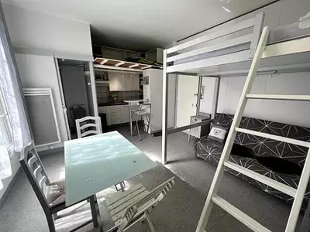 Royan 17200 Achat / Vente appartement 1 pièce t1 au dernier étage