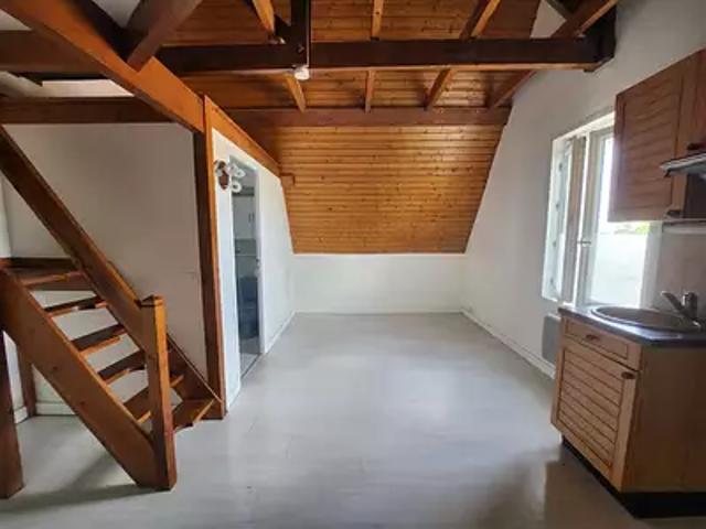 Royan 17200 Achat / Vente appartement 1 pièce t1 au dernier étage