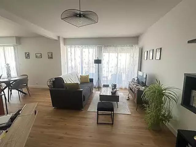Royan 17200 Achat / Vente appartement 2 pièces t2 cave parking