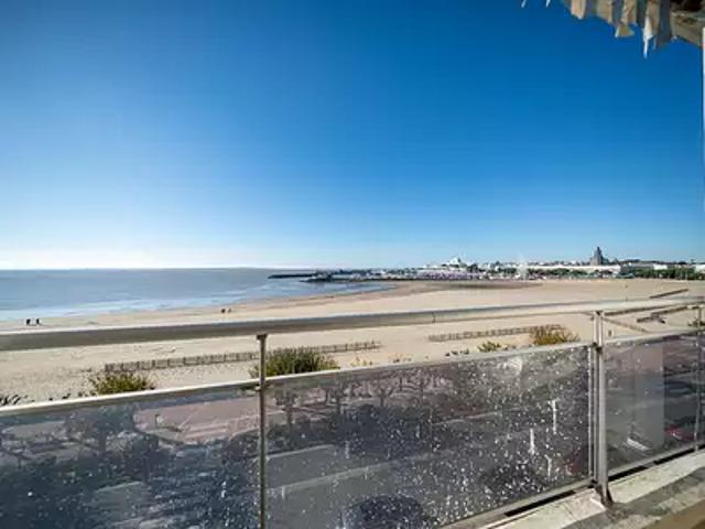 Royan 17200 Achat / Vente appartement 2 pièces t2 cave