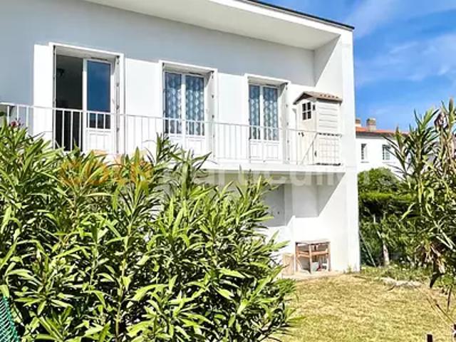 Royan 17200 Achat / Vente appartement 3 pièces t3 au dernier étage