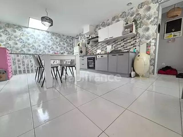 Royan 17200 Achat / Vente maison 5 pièces t5