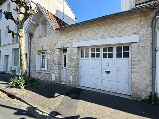 Royan 17200 Achat / Vente maison 5 pièces t5 au dernier étage terrasse