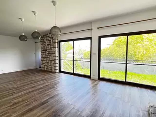Royan 17200 Achat / Vente maison 8 pièces t8 au dernier étage terrasse