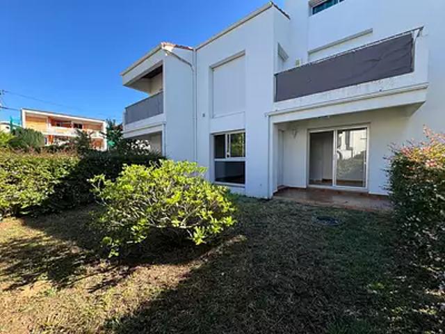 Royan 17200 Location appartement 2 pièces t2 terrasse parking