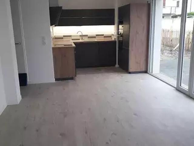 Royan 17200 Location appartement 3 pièces t3 jardin terrasse
