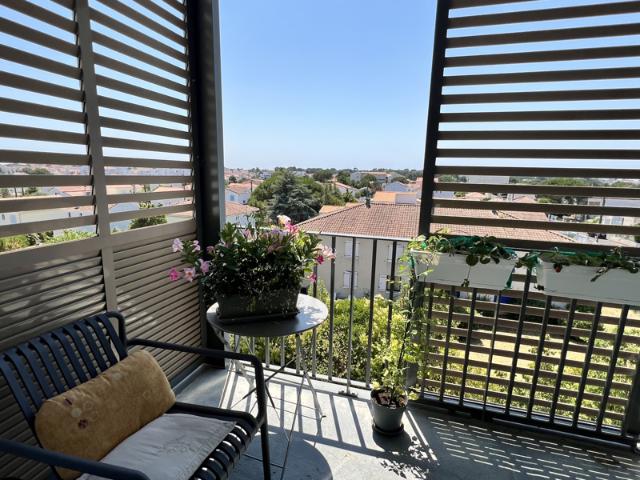 ROYAN A VENDRE APPARTEMENT T2 LOUÉ DANS RESIDENCE SERVICES