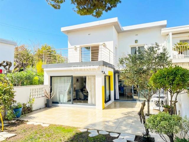 Royan Foncillon – Maison 142 m² avec 2 Appartements + Terras. 142m² Royan