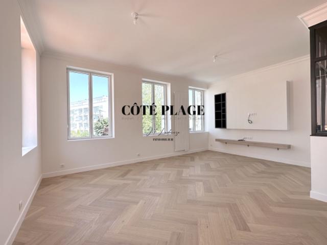 ROYAN PONTAILLAC BEL APPARTEMENT DE 100 M2 RÉNOVÉ AU PRIX D