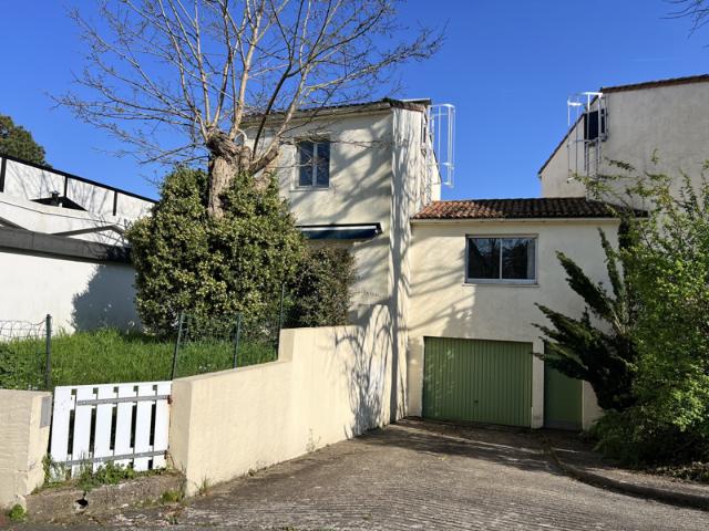 ROYAN QUARTIER DU PARC 200 M PLAGE T3 AVEC JARDIN ET P