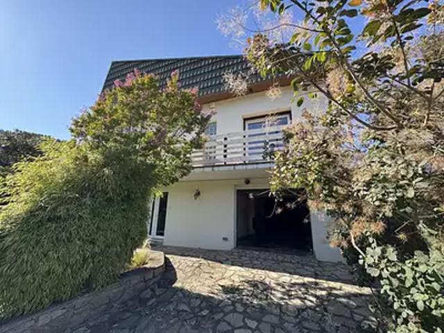 Royat 63130 Achat / Vente maison 8 pièces t8 parking