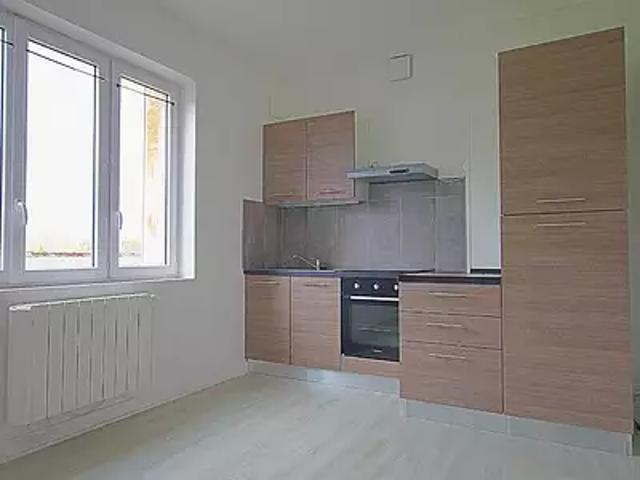 Roye 80700 Location appartement 2 pièces t2 jardin