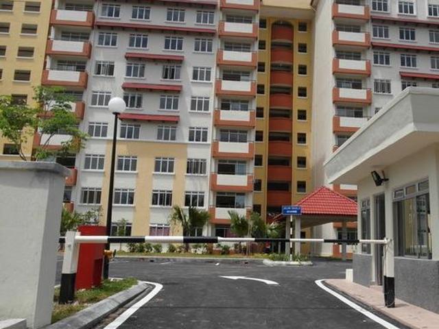 Rm1kBooking Putra Intan Kondo Dengkil 969sf Strara Title