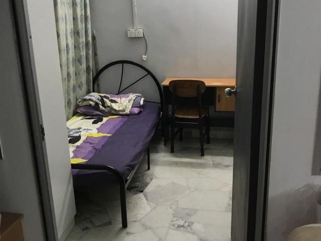 RM350/month Single room with including WiFi, electric and water bil Jln PJS 7/7J for Chinese girl only
