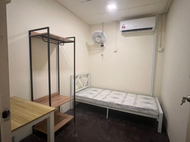 RM300 Booking Fees For room at SS15 neat LRT