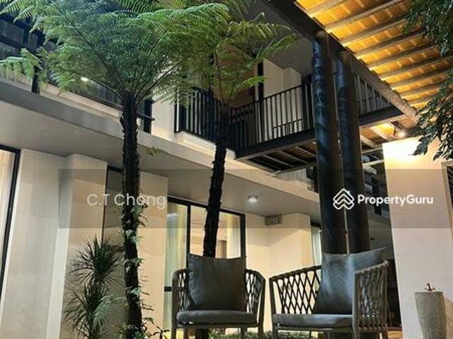 RM3xxk 投资单位 #SriKenariApartment @ Tampoi Indah 原本【3房2厕】已经另外 partition 多 2 个房间 现在 total【5房2厕】全家私出售️ 还有 2 个 carpark 其中 1 个有遮棚 Built up 904sqft️ 去 Skudai、Paradigm Mall一带也方便
