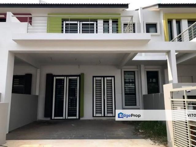RM498K! Freehold Double Story Terrace for Sale! ✨