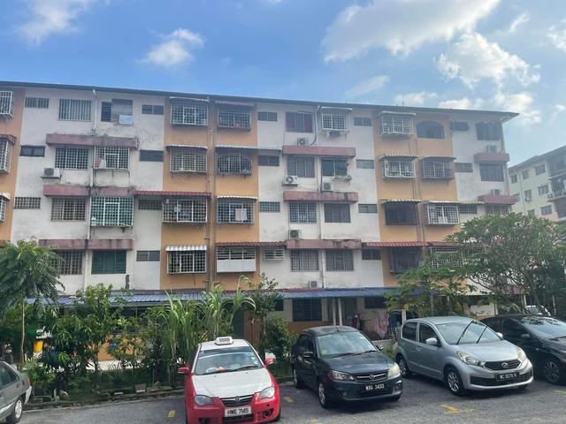 RM545 Bulanan Tingkat 2 Flat Taman Megah Batu 9