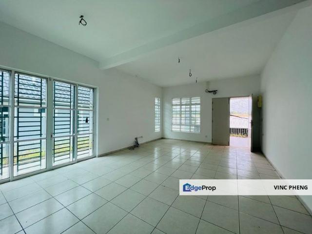 RM560K ONLY! SPACIOUS Bungalow 75x50 @ Taman Anjung Gapam Jasin Melaka