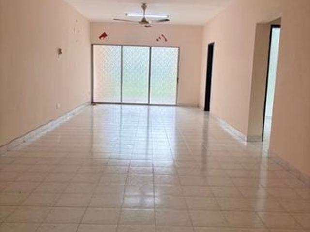 RM70K BELOW MARKET LEVEL 2 Suriamas Suite Condo For Sale