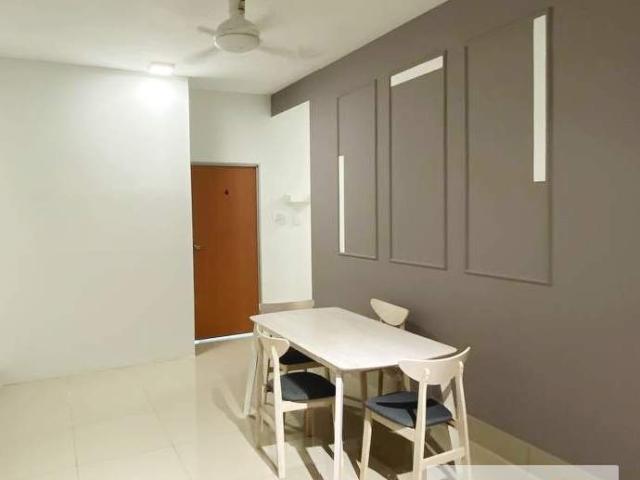 RM850 Only • Get Big Private Balcony • Queen Bed • Move In ReadyRazak City Residence