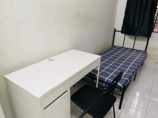 RM 450 8 min walking distance to MRT