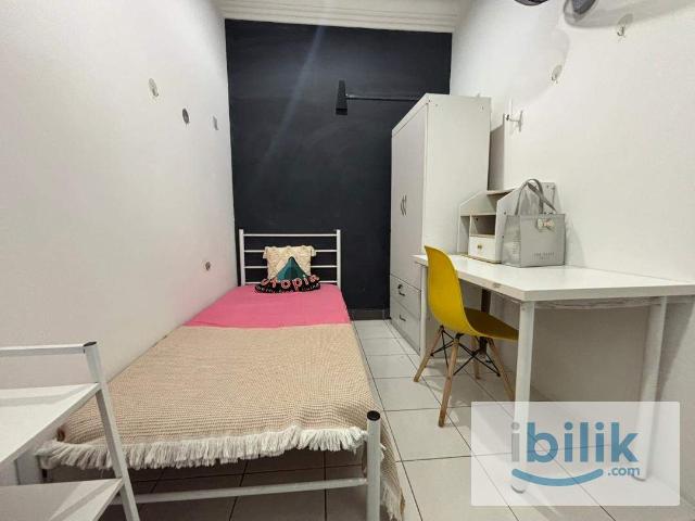 Rm 650 only cute & cozy — single room for ladies