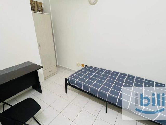 RM 350 8 min walking distance to MRT