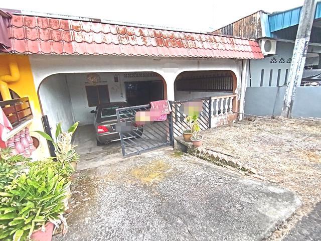 Rmh Murah Setingkat Siap RENO Penuh 3 Bilik Tmn Kluang JayaKluang