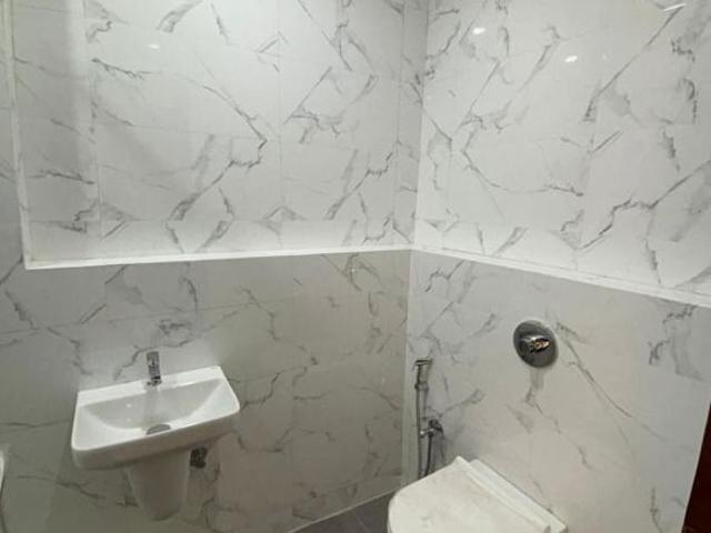 RNA Continental 2 Bedroom 800 Sq. Ft. Apartment in Chembur Mumbai Listing ID: #10200