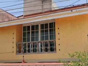RP CASA EN VENTA EN FRACC JARDINES DE SAN JOSE GUADALAJARA