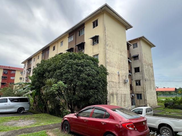 Rpr Flat Di Tondong Batu Kawa Tingkat 2 Dengan 2 Bilik Tidur 1 Tandas