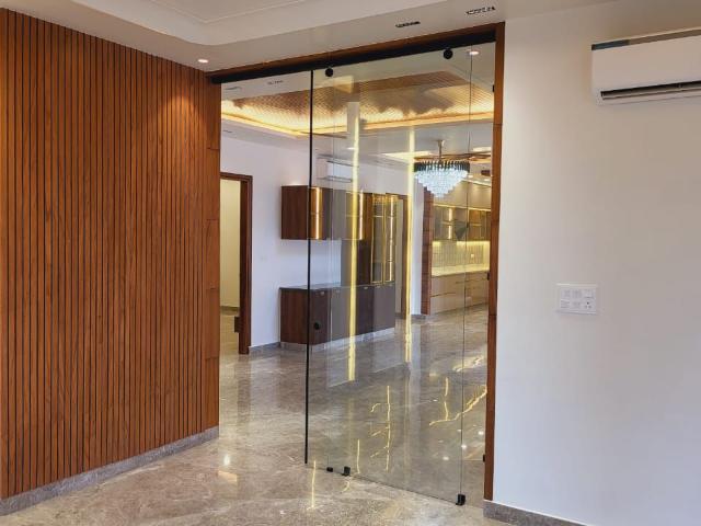 RPS Palm Drive 3 Bedroom 125 Sq. Yd. Builder Floor in Sector 88 Faridabad Listing ID: #9854