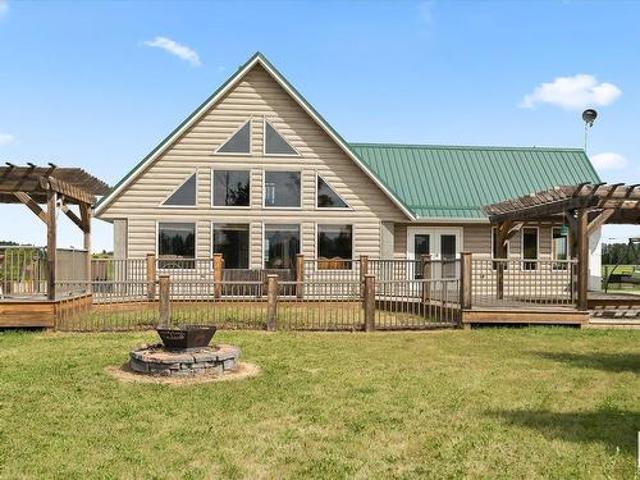 Rr 221 North Of Twnshp 612, Rural Thorhild County, AB, T0A 3J0 house for sale | Listing ID E4423 | Royal LePage