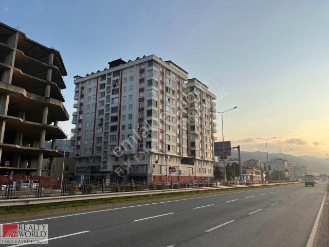 Rw Taka | Of Merkezde Deniz Manzaralı Satılık Ofis