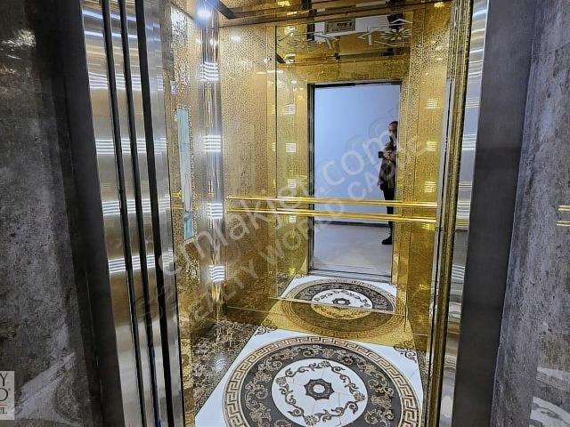 Rw Caddeden İnderesinde Hasarsız Satılık 4+1 Ultralüks Daire
