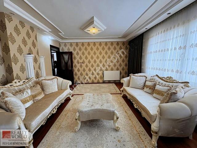 Rw fly'dan Lalapaşa Mahallesinde Satılık 5+1 Dubleks Daire