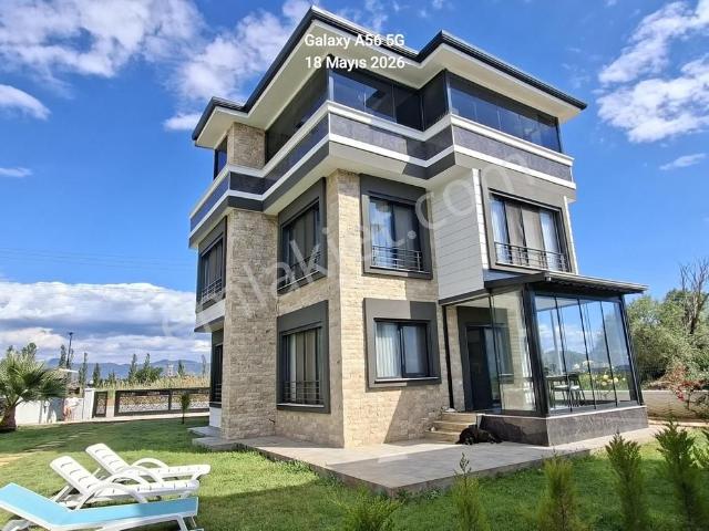 Rw Nefes'ten Denize 200 M. Sitede, Ultra Lüks Tam Müstakil Villa