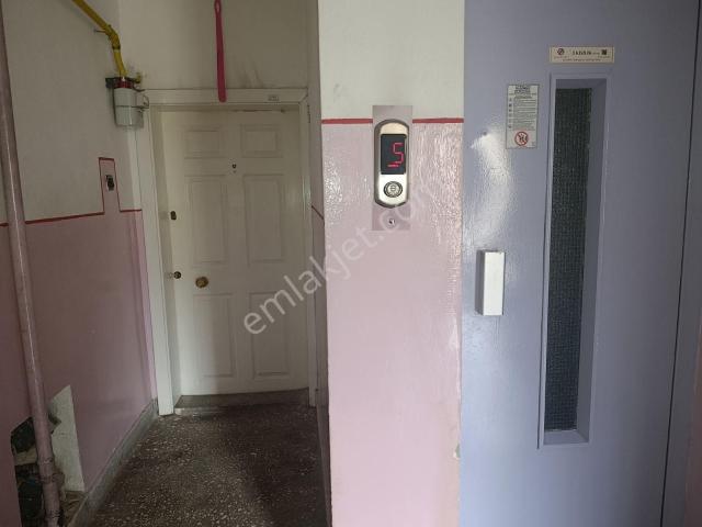 Rw Nest'ten Merkezi Konum Cadde Üzeri Satılık Arakat 3+1 Daire