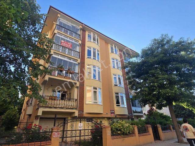 Rw Nest'ten Ali Çetinkaya Caddesi Üzeri 3+1 Ferah Kiralık Daire