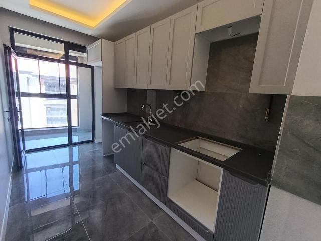 Rw Nest'ten Çamlıca Mah. Ulaştırma Sk. Satılık 2+0 Lüx Daire