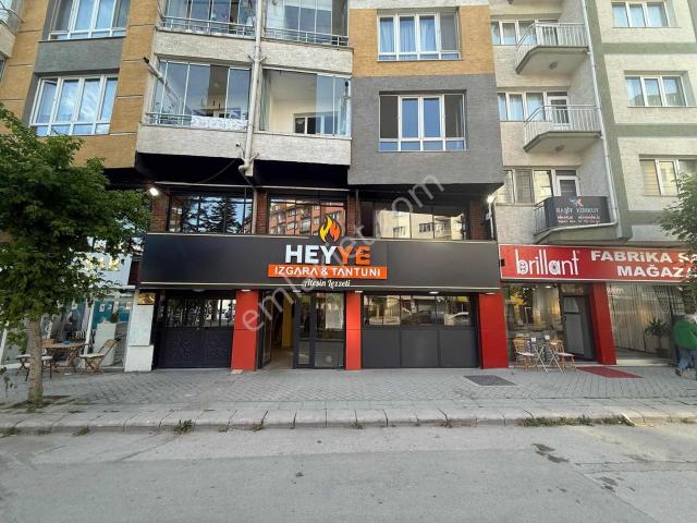 Rw Nestten Bahçelievler Mh De Devren Kiralık 400 M2 Dükkan