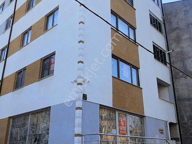 Rw Nest'ten Emirdağda Myo Yakını Satılık Dükkan + 1+0 Daire