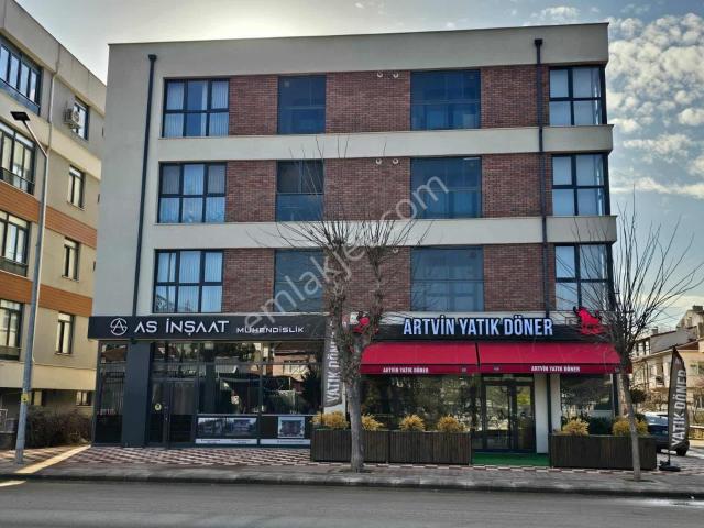 Rw Nest'ten Ertuğrulgazi Çilem Cd Üzeri Köşe Konum 95m2 İşyeri