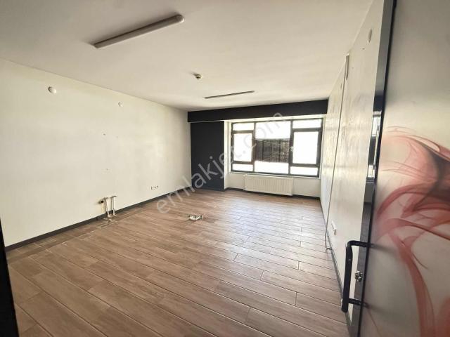 Rw Nestten Sakarya 1 Cd Üzeri 2+0 85 M2 Satılık Ofis