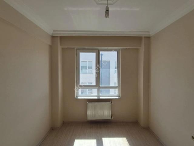 Rw Nest'ten Yaylapınar Cd. Yakını Boyalı Bakımlı 1+1 Kiralık